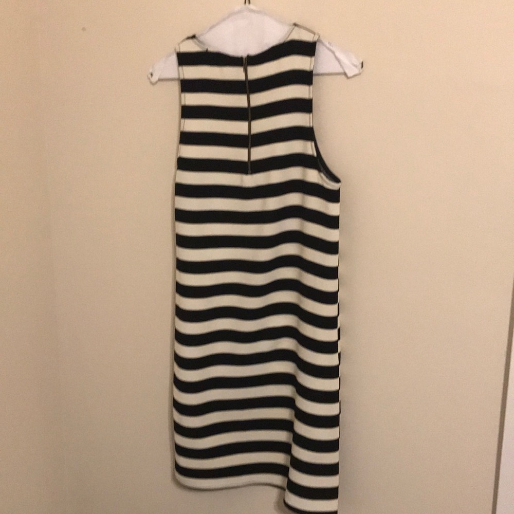Everly Black and White striped dress - Picture 5 of 5